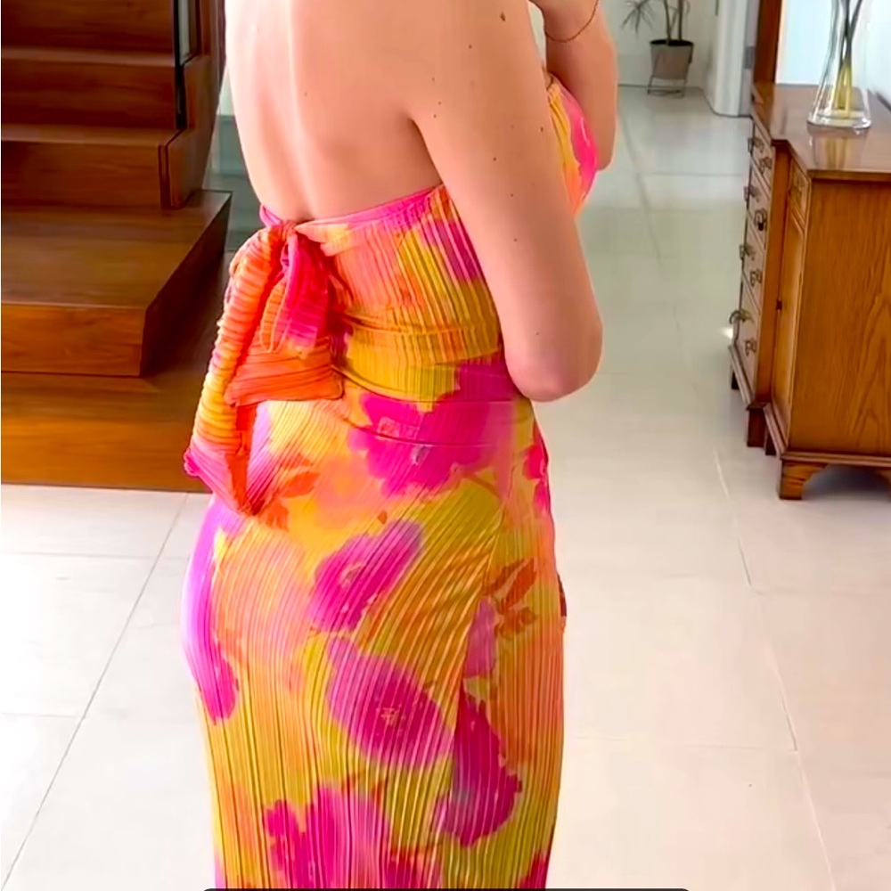 Strapless dress